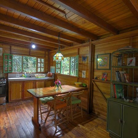 Mindo Eco Chalet Con Rio Y Cascada Екстериор снимка